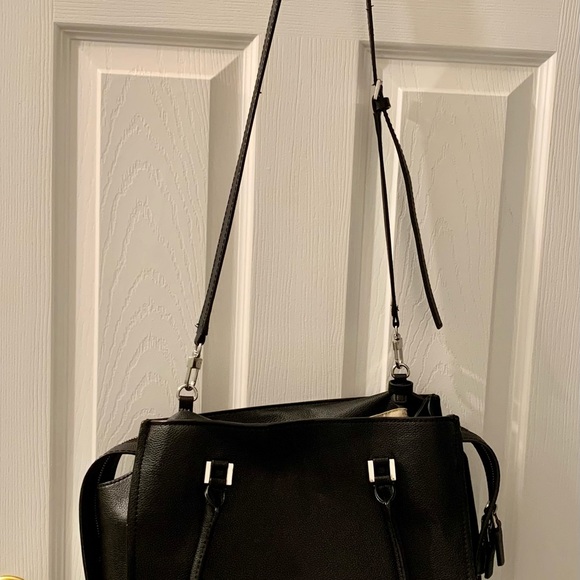 Guess Gabi satchel bag in good condition and clean preowned - Picture 11 of 12